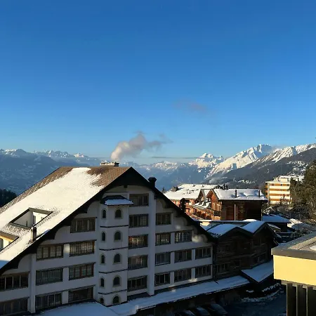 L'eperon Center Wonderful View Апартаменты *
