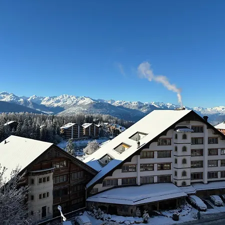 L'eperon Center Wonderful View Апартаменты