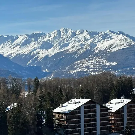 L'eperon Center Wonderful View Апартаменты *