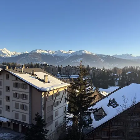 L'eperon Center Wonderful View Апартаменты Кран-Монтана