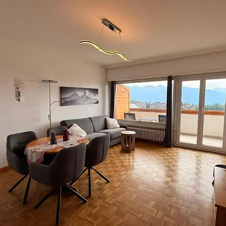Апартаменты L'eperon Center Wonderful View *